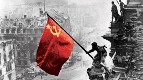 Il nuovo provocatorio tentativo di equiparare il comunismo al nazismo fallirà!